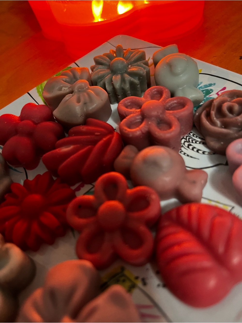New was melts! melts in peony, pretty in pink, and berry vampire 🩸❤️